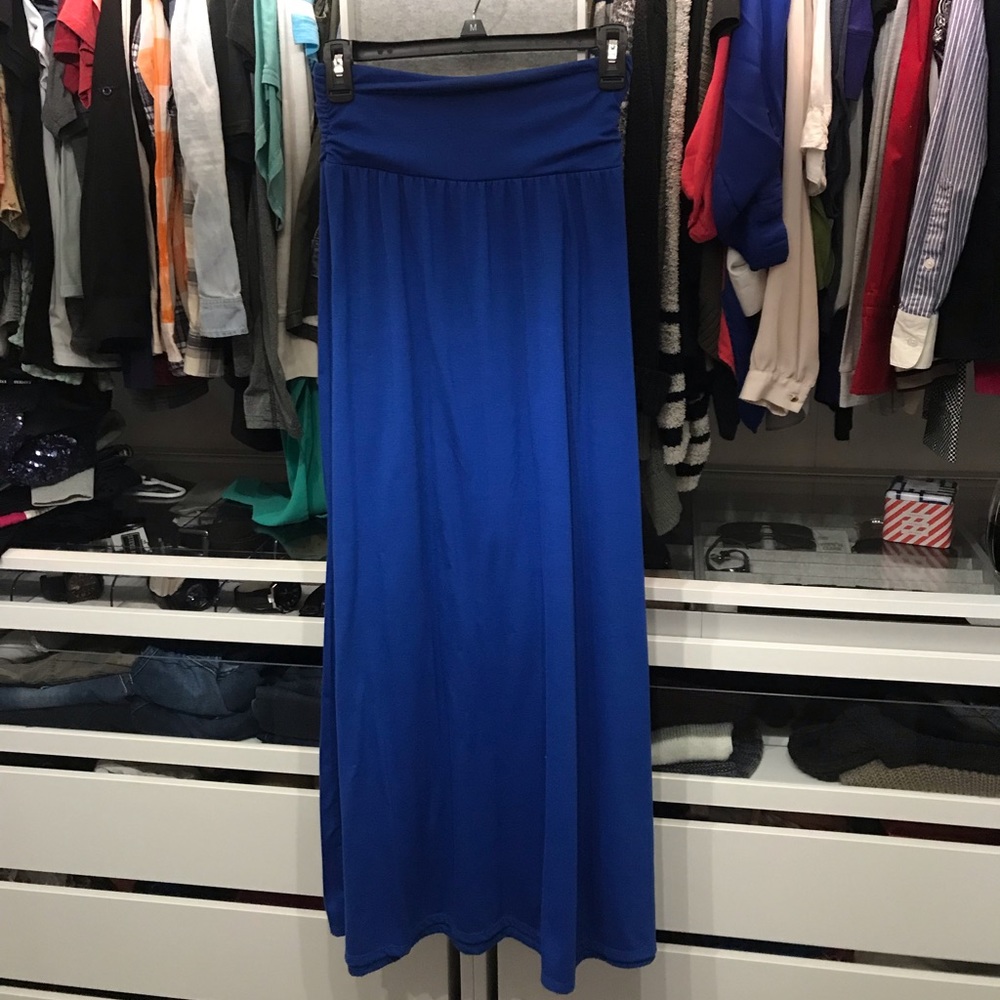 Royal blue maxi skirt, stretchy, comfortable!!